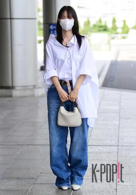 Shin Min-a — Airport