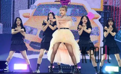 Jo Yu-ri — Showcase