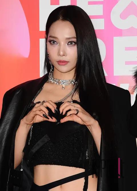 Jeon So-min (KARD) — K Global Heart Dream Awards Red Carpet