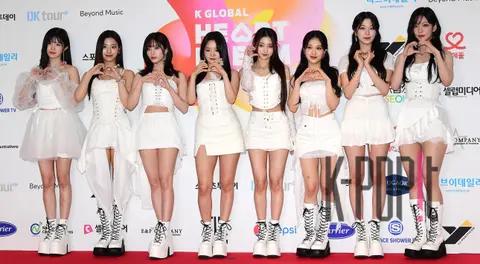 fromis_9 — K Global Heart Dream Awards Red Carpet