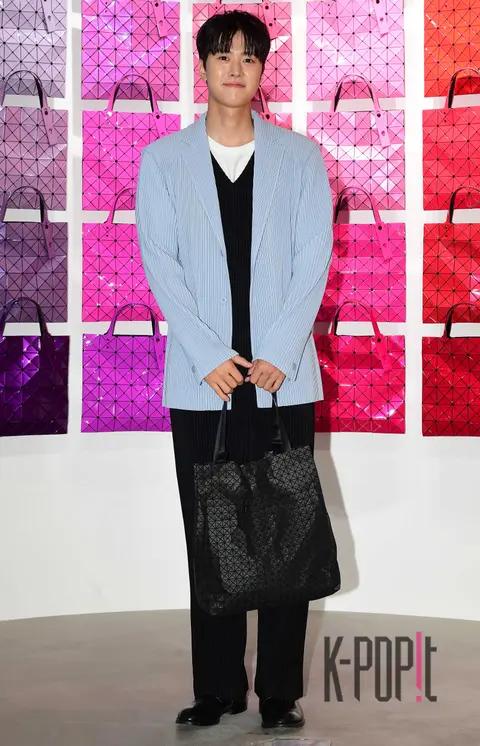 Gong Myung — Launch