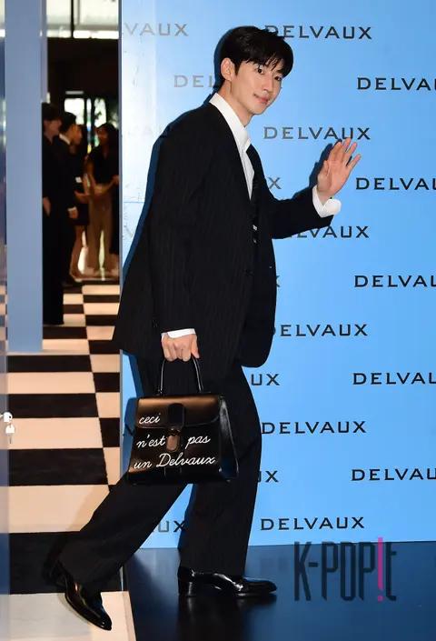 Lee Je-hoon — Launch