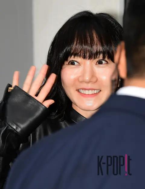 Bae Doo-na — Launch