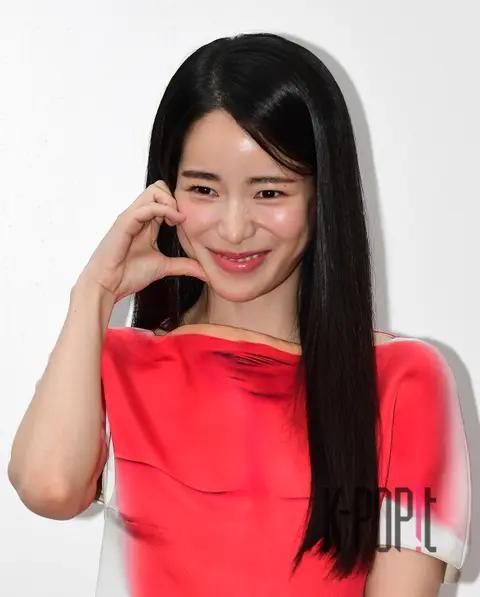 Im Ji-yeon — Launch