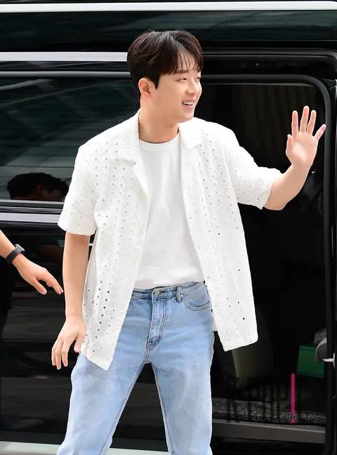 Lee Chan-won — Arrival