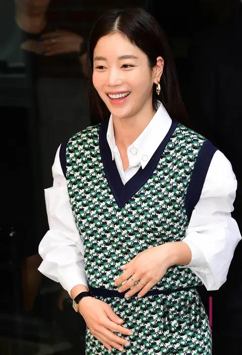 Ki Eun-se — Launch