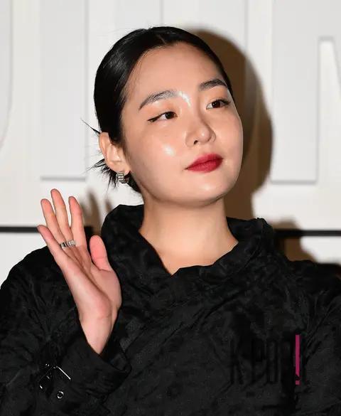 Kim Min-ha — Launch