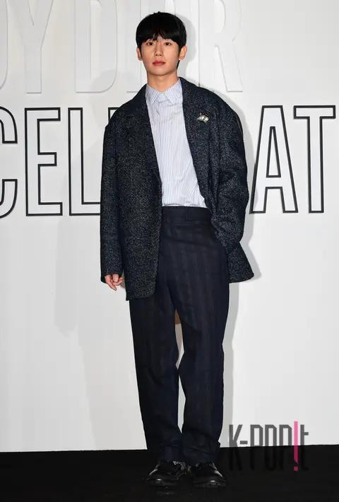 Jung Hae-in — Launch