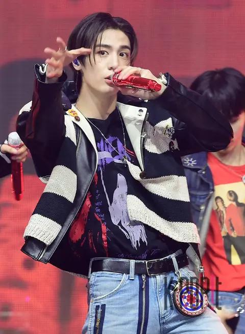 Lee Han (BOYNEXTDOOR) — Showcase