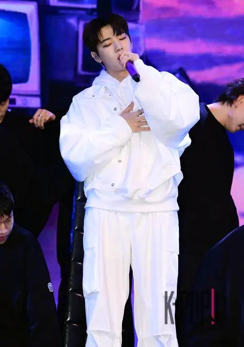 Jaechan (DKZ) — Showcase