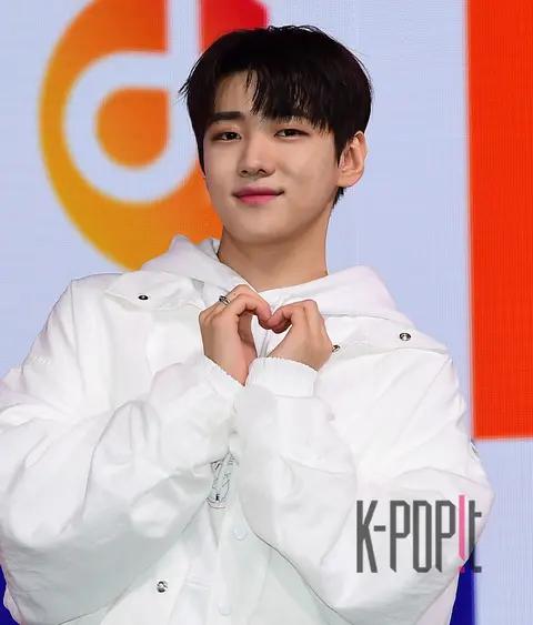 Jaechan (DKZ) — Showcase