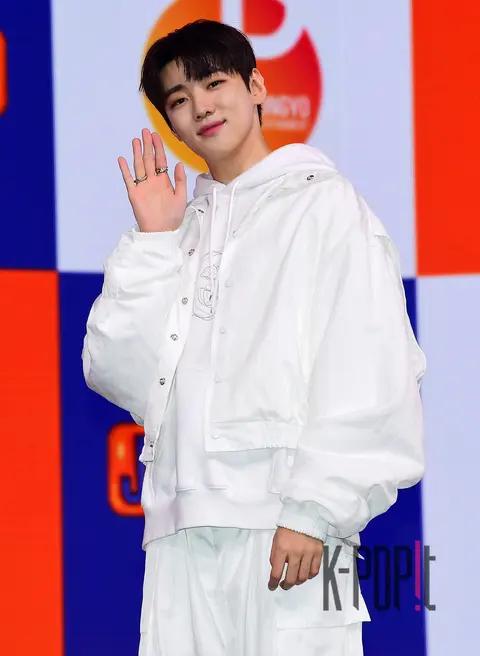 Jaechan (DKZ) — Showcase