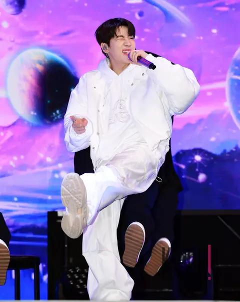 Jaechan (DKZ) — Showcase