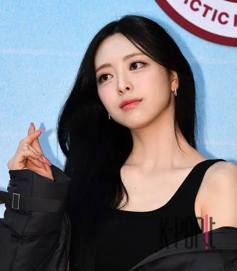YUNA (ITZY) — Launch