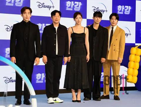 Lee Sang-i, Kim Hee-won, Bae Da-bin, Shin Hyeon-seung, Kwon Sang-woo — Han River Production Briefing