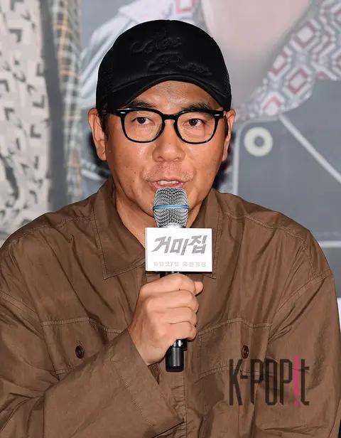Director Kim Jee-woon — Cobweb Press Screening
