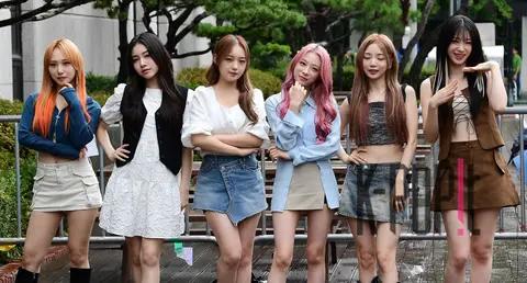 Rocket Punch — Music Bank Arrival