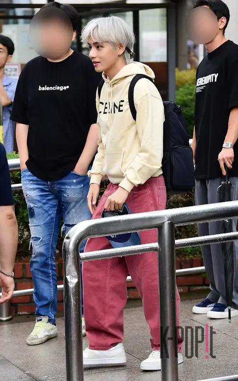 V (BTS) — Music Bank Arrival