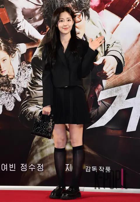 Shin Seul-gi — Cobweb VIP Premiere