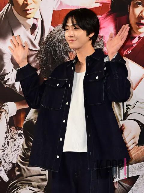 Ahn Hyo-seop — Cobweb VIP Premiere