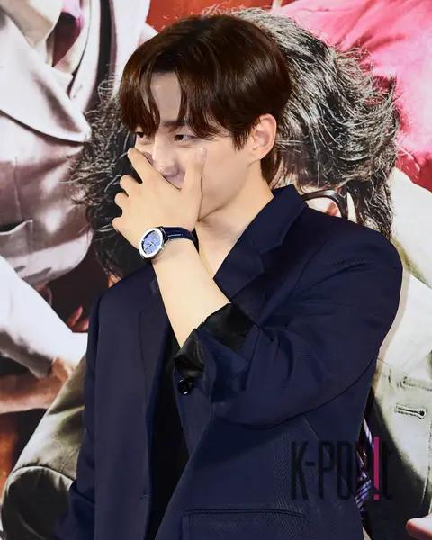 Lee Junho — Cobweb VIP Premiere