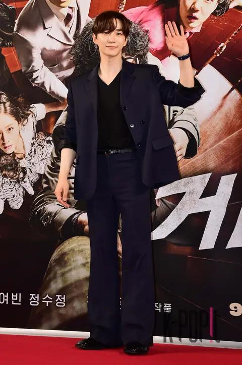 Lee Junho — Cobweb VIP Premiere