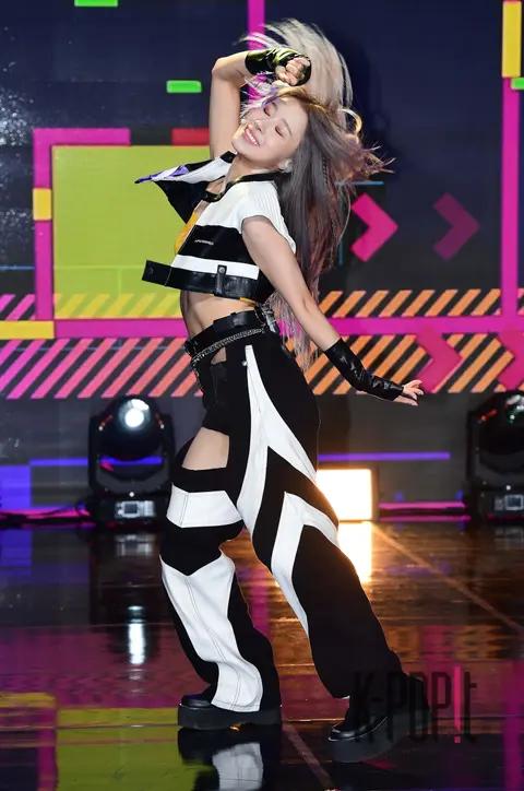 Rockingdoll Loa — Showcase