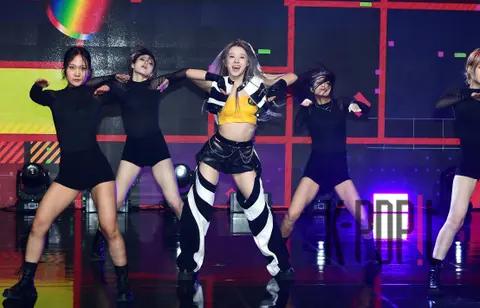 Rockingdoll Loa — Showcase