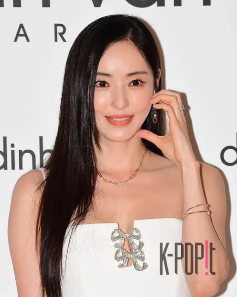 Lee Da-hee — Launch