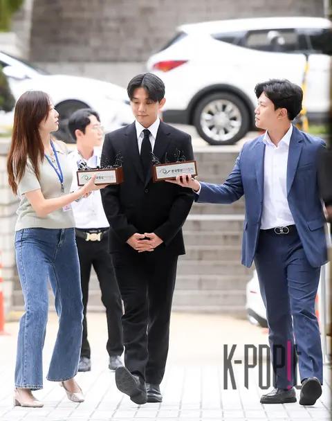 Yoo Ah-in — Warrant Substantive Review Court
