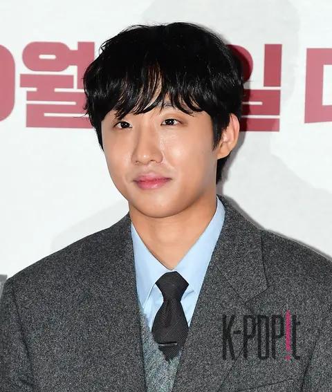 Hong Sa-bin — Haeran Press Screening
