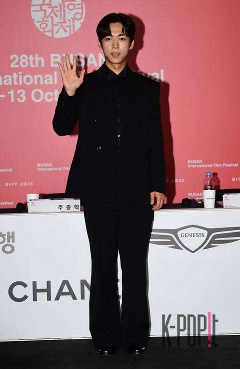 Ju Jong-hyuk — Busan Why I Hate Korea Opening Film