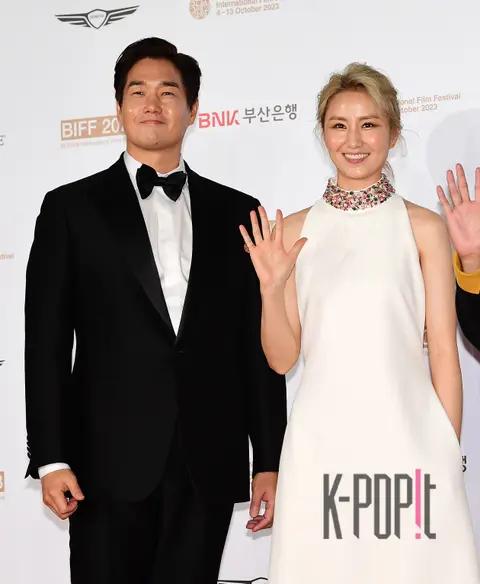 Yu Ji-tae, Kim So-jin — BIFF Red Carpet
