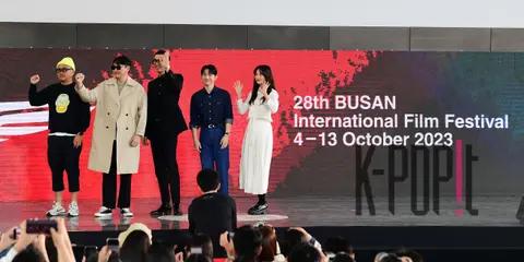 Director Baek Jong-yeol, Cho Jin-woong, Cha Seung-won, Han Hyo-joo, Oh Seung-hoon — BIFF Intimate Strangers 2 Open Talk