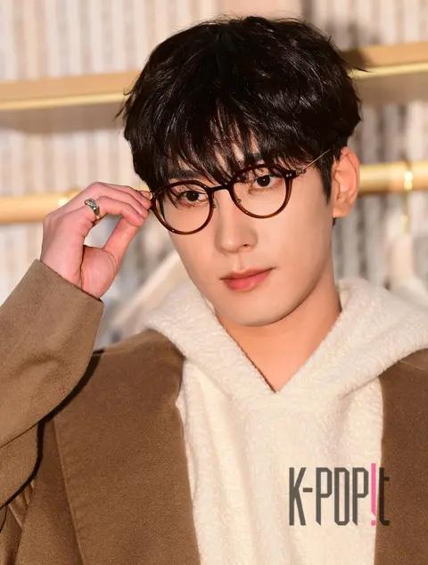 SEVENTEEN Wonwoo — Launch