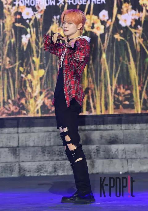 Yeonjun (TXT) — Showcase