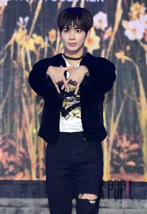 Taehyun (TXT) — Showcase