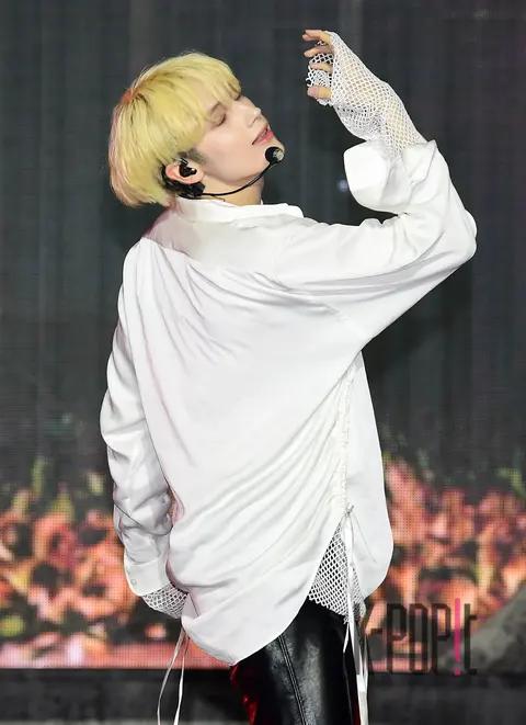 Hueningkai (TXT) — Showcase