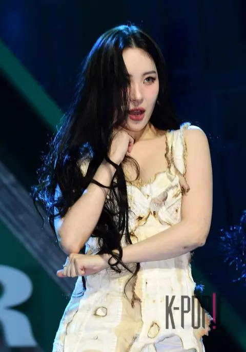 SUNMI — Showcase