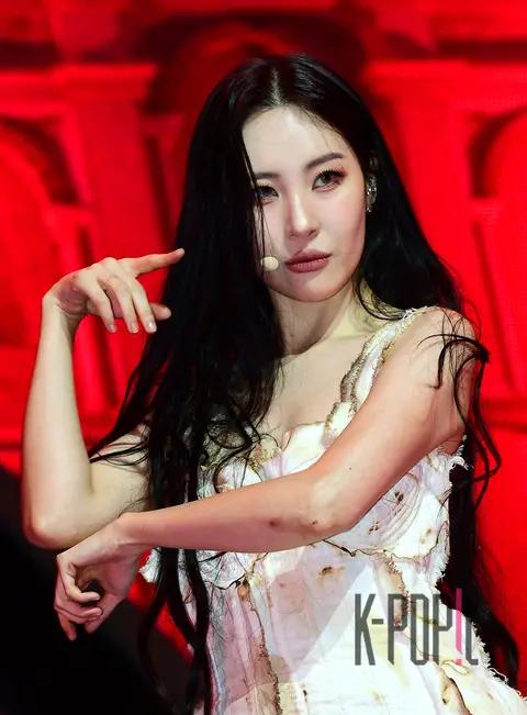 SUNMI — Showcase