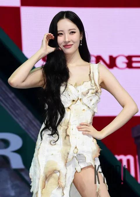 SUNMI — Showcase