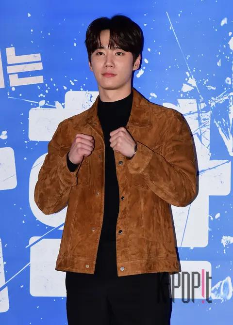 Lee Jun-young — Brave Citizen Press Screening