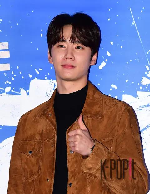 Lee Jun-young — Brave Citizen Press Screening