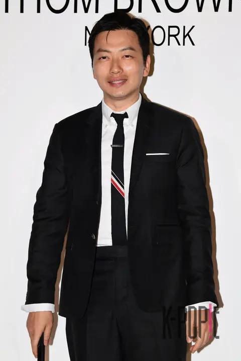 Lee Dong-hwi — Launch