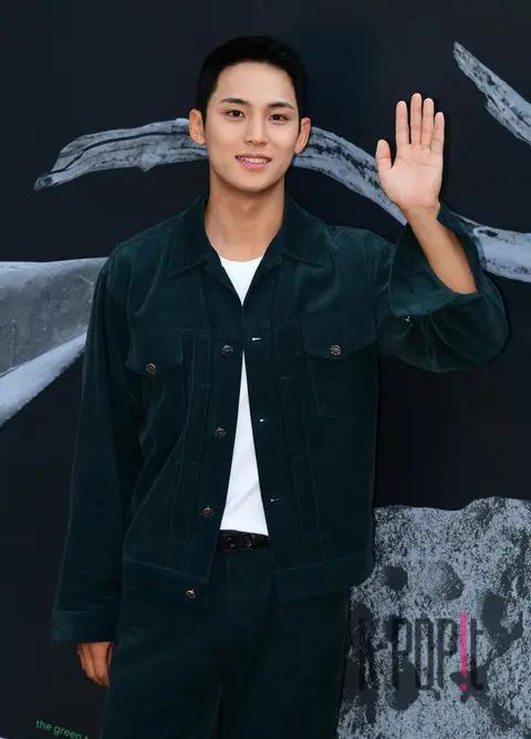 Mingyu (SEVENTEEN) — Launch
