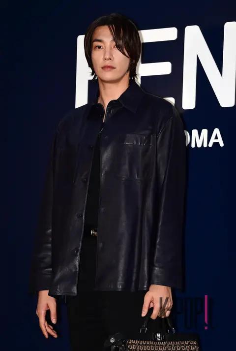 Kim Young-kwang — Launch