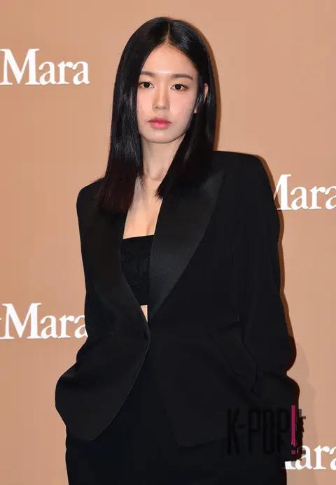 An Eun-jin — Launch