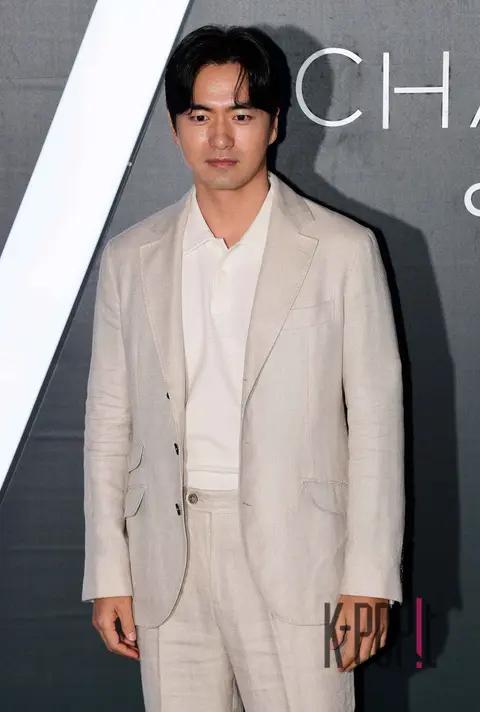 Lee Jin-wook — Launch