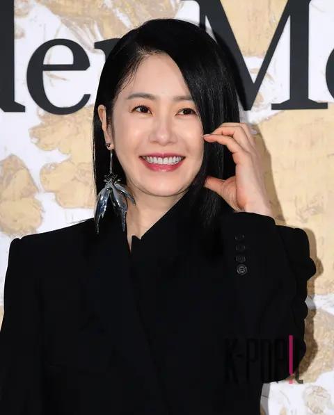 Ko Hyun-jung — Launch