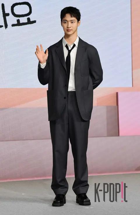 Jang Dong-yoon — It's Okay to Not Be Okay Production Briefing